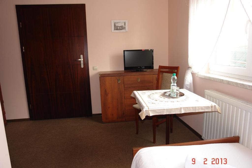 Pokoje Hotelowe Wiktoria Goczalkowice-Zdroj Bilik gambar